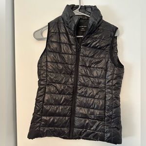 Active USA puffer vest